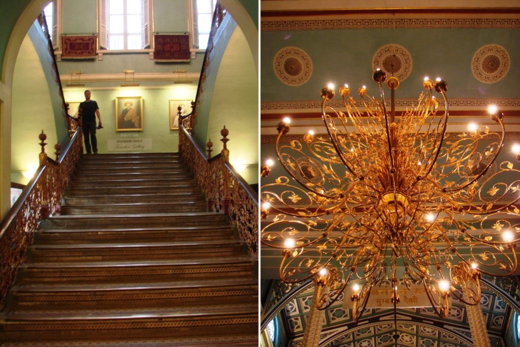 Bhau Daji Lad Museum Is Set In A Beautiful Victorian Building Grand Staircase And Chandelier In Bhau Daji Lad
