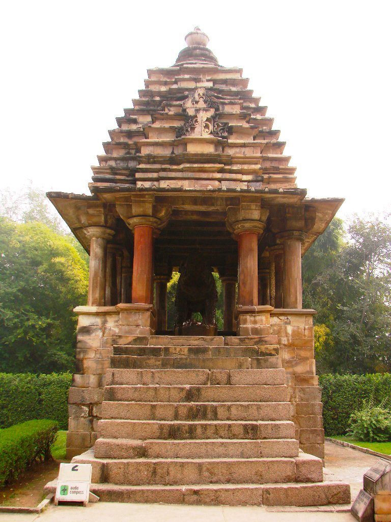 http://www.remotetraveler.com/wp-content/gallery/lakshmana-temple-khajuraho/Varaha-shrine-near-Lakshmana-Temple-Khajuraho.JPG