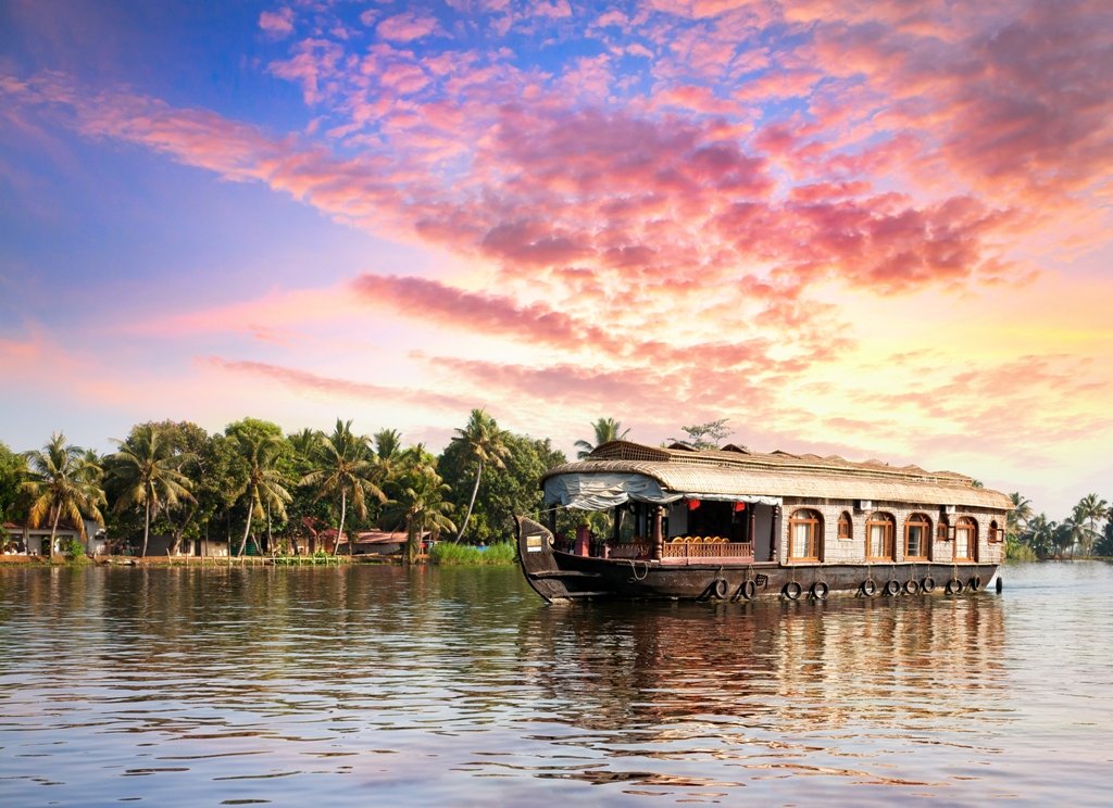 Float Along the Kerala Backwaters in an Alleppey Houseboat